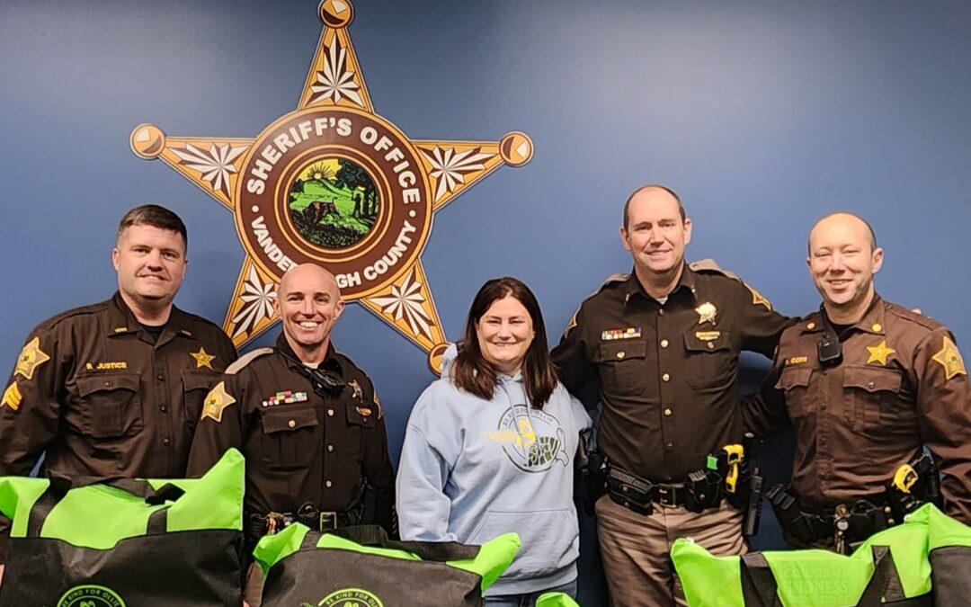 Be Kind for Ollie Donates to Sheriff’s Office